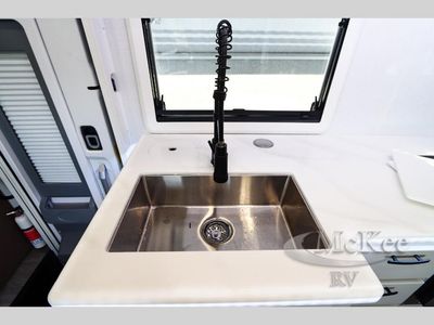 2025 Dynamax isata 3 - Photo 27