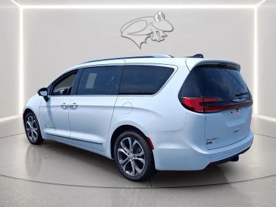 2026 Chrysler Pacifica — rear three-quarter view