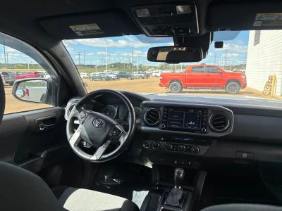 2022 Toyota Tacoma - Photo 30