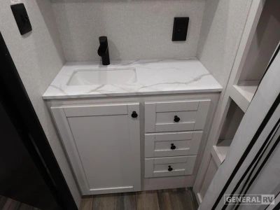 2026 Highland Ridge RV Range Lite - Photo 13