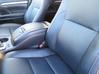2019 Toyota HIGHLANDER - Photo 59