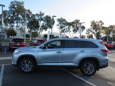 2019 Toyota HIGHLANDER - Photo 7