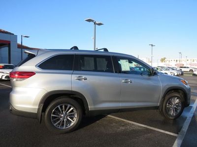 2019 Toyota HIGHLANDER - Photo 13