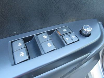 2019 Toyota HIGHLANDER - Photo 38