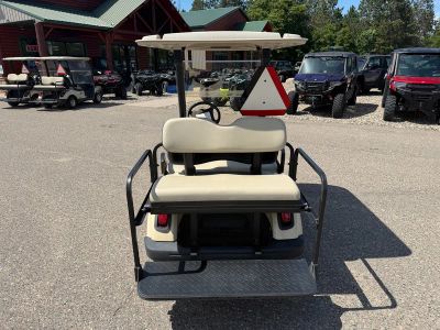 2015 Yamaha DRIVE 1 EFI — rear three-quarter view