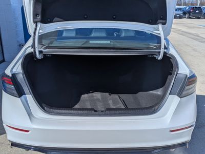 2023 Honda Accord Hybrid - Photo 26