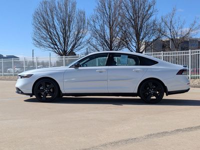 2023 Honda Accord Hybrid - Photo 9
