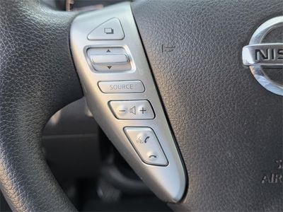 2015 Nissan Sentra — photo 20 view