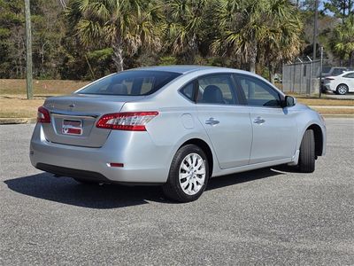 2015 Nissan Sentra — detail view
