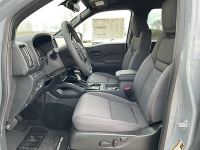 2026 Nissan Frontier - Photo 9