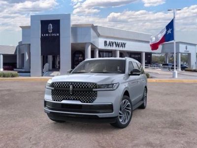 2026 Lincoln Navigator — side profile view