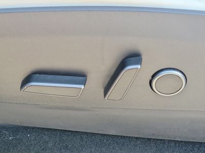 2023 Tesla Model Y - Photo 22