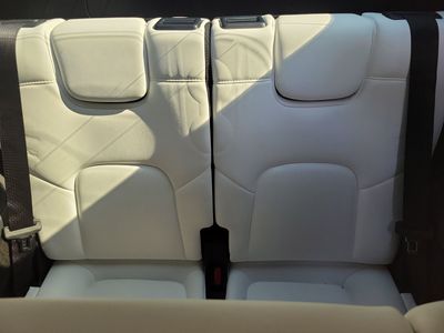 2023 Tesla Model Y - Photo 10