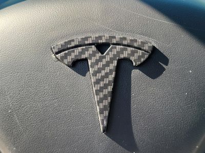 2023 Tesla Model Y - Photo 28