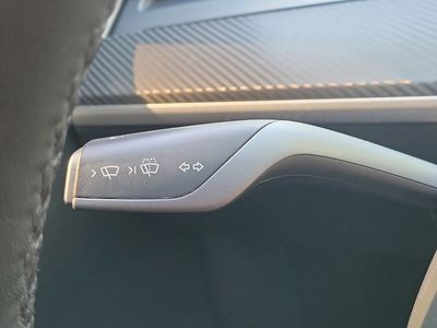 2023 Tesla Model Y - Photo 30
