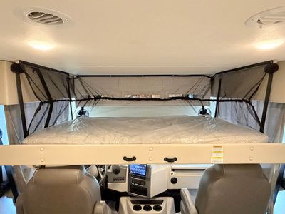 2025 Thor Motor Coach Windsport - Photo 14