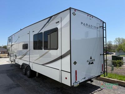 2024 Alliance RV Paradigm - Photo 3