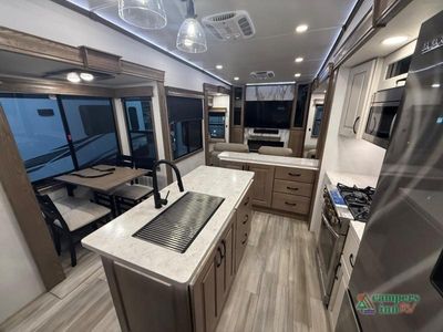 2024 Alliance RV Paradigm - Photo 11