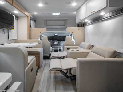 2026 Thor Motor Coach Quantum - Photo 11