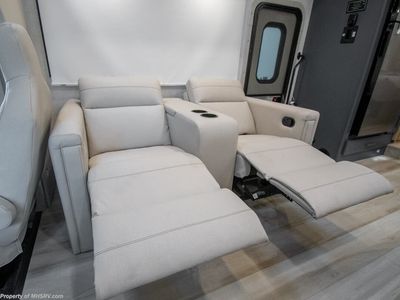 2026 Thor Motor Coach Quantum - Photo 10