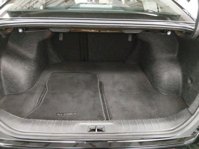2024 Nissan Altima — photo 11 view