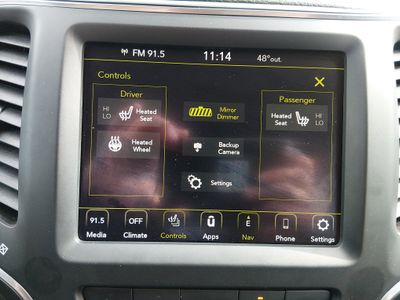 2023 Jeep Cherokee — photo 18 view