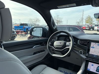 2026 Jeep Grand Wagoneer - Photo 57