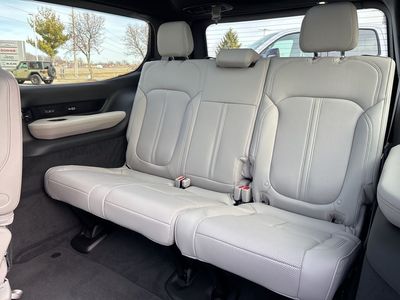 2026 Jeep Grand Wagoneer - Photo 50