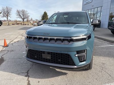 2026 Jeep Grand Wagoneer - Photo 11