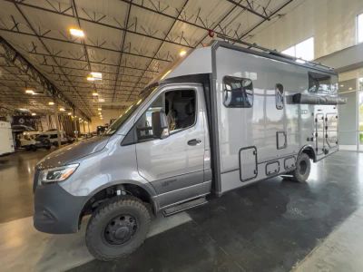 2027 Winnebago EKKO — photo 22 view
