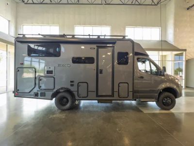 2027 Winnebago EKKO — photo 16 view