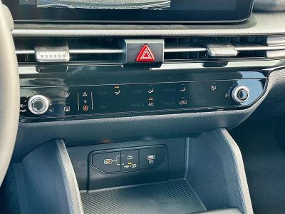 2026 Kia Sportage — photo 15 view