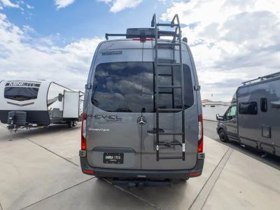 2027 Winnebago REVEL SPORT — photo 19 view