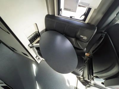 2027 Winnebago REVEL SPORT — photo 8 view