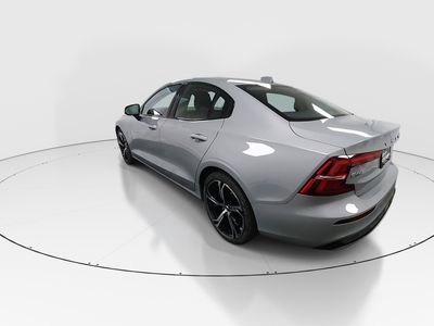 2024 Volvo S60 - Photo 5