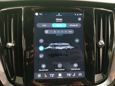 2024 Volvo S60 - Photo 17