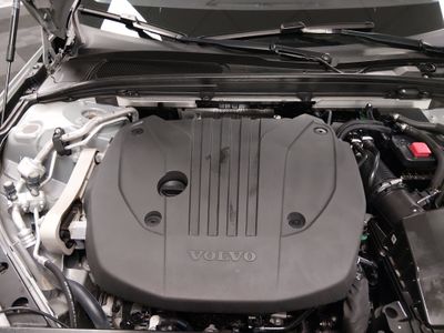 2024 Volvo S60 - Photo 9