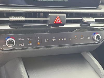 2026 Kia Sportage Hybrid — photo 25 view