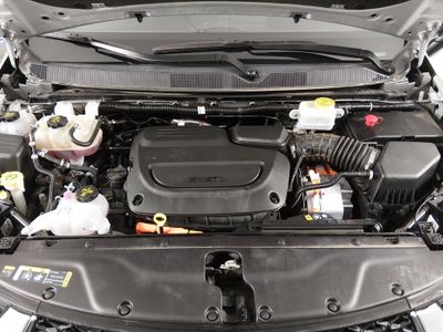 2024 Chrysler Pacifica — photo 9 view