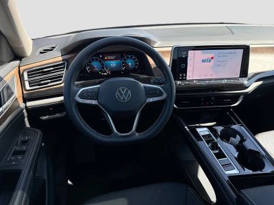 2026 Volkswagen Atlas — photo 18 view