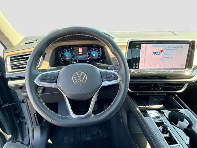 2026 Volkswagen Atlas — photo 10 view