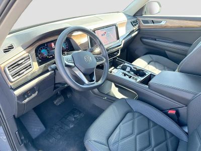 2026 Volkswagen Atlas — photo 9 view