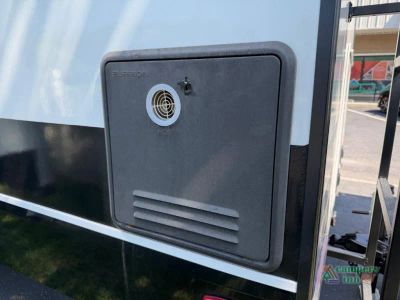 2024 Brinkley Model Z Air — photo 38 view
