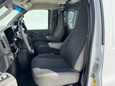 2021 GMC Savana Cargo 2500 - Photo 16