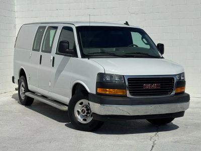 2021 GMC Savana Cargo 2500 - Photo 2