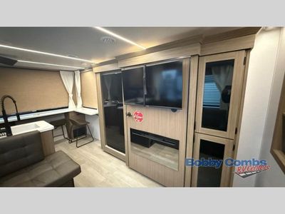2025 Forest River RV Wildwood - Photo 9