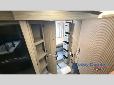 2025 Forest River RV Wildwood - Photo 14