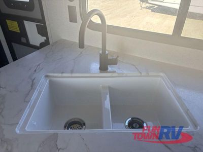 2026 Jayco Jay Flight SLX - Photo 14