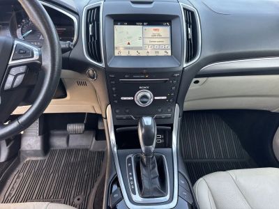 2017 Ford Edge - Photo 28
