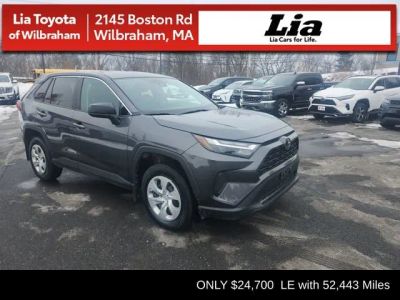 2023 Toyota RAV4 LE - Photo 2